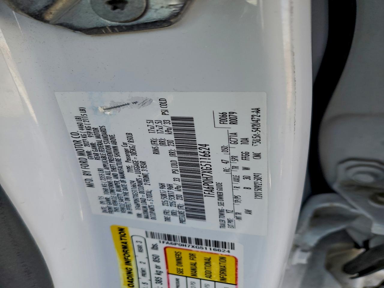2016 FORD FUSION SE photo 12