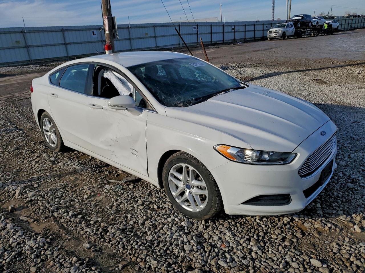 2016 FORD FUSION SE photo 4