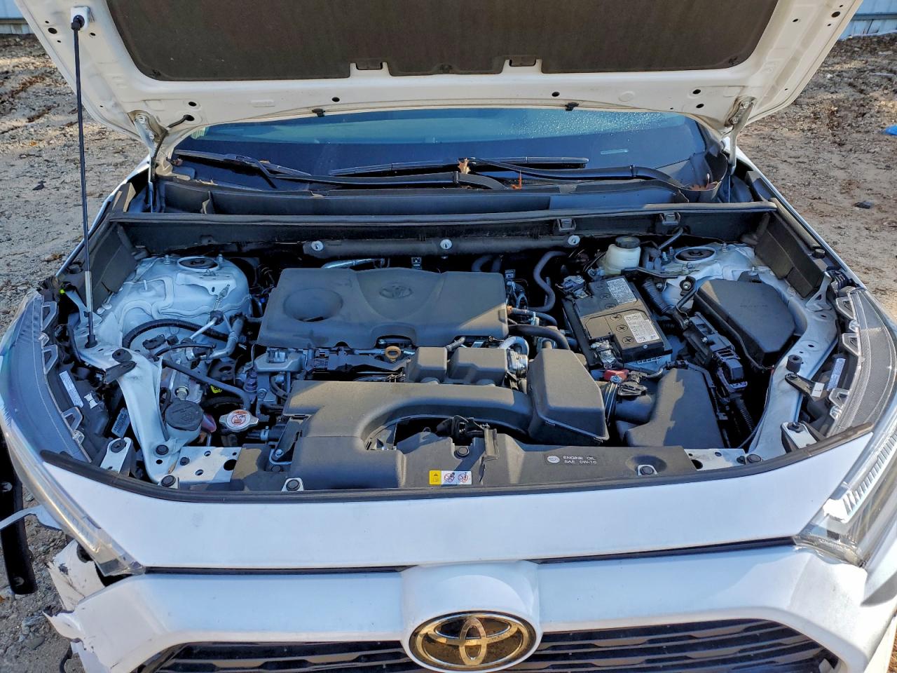 2022 TOYOTA RAV4 XLE photo 12
