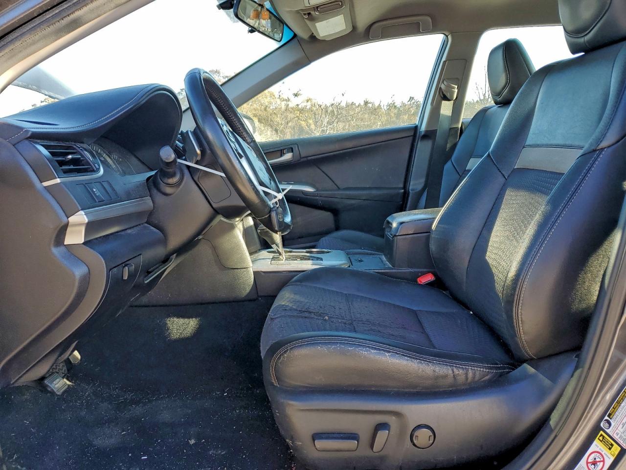 2012 TOYOTA CAMRY BASE photo 13