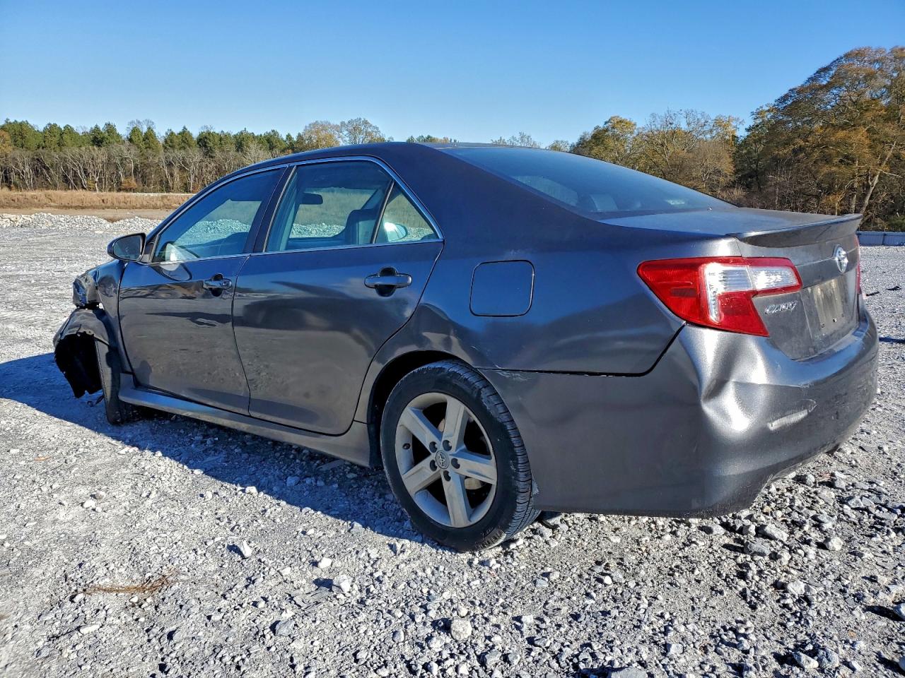 2012 TOYOTA CAMRY BASE photo 3