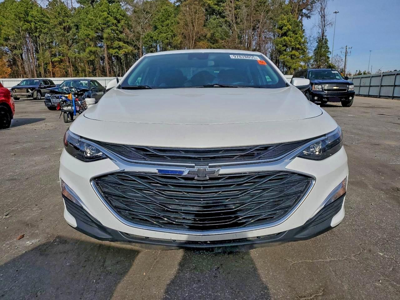 2024 CHEVROLET MALIBU RS photo 5