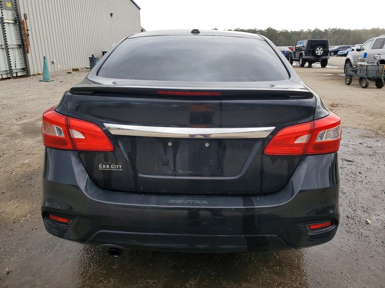 2017 NISSAN SENTRA SR TURBO photo 6
