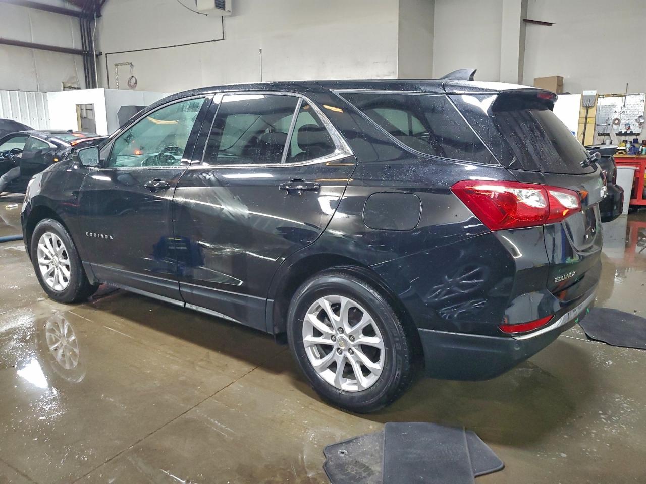 2020 CHEVROLET EQUINOX LT photo 3
