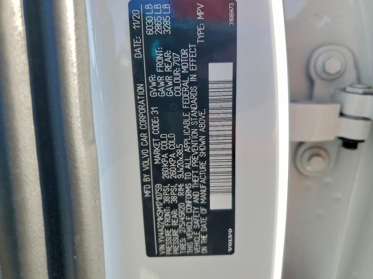 2021 VOLVO XC90 T6 MOMENTUM photo 13