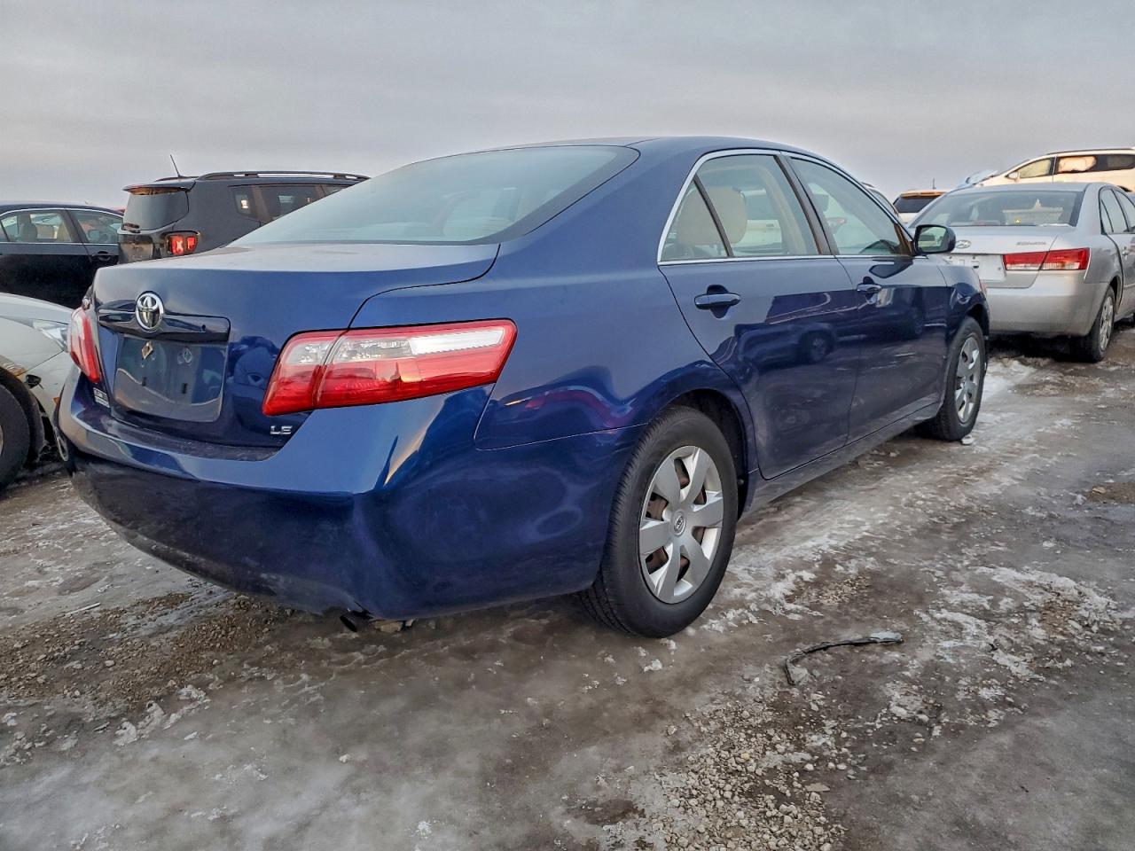 2009 TOYOTA CAMRY BASE photo 3