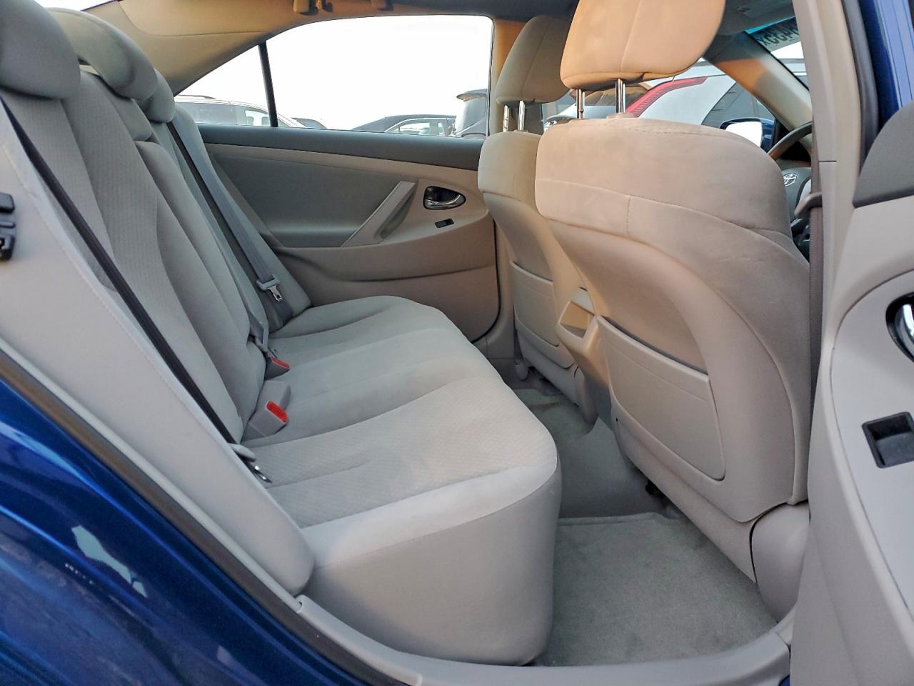 2009 TOYOTA CAMRY BASE photo 10