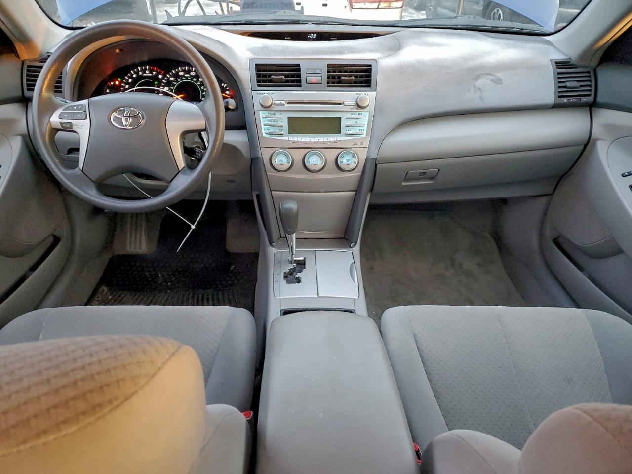 2009 TOYOTA CAMRY BASE photo 8