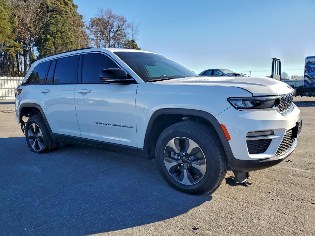 2024 JEEP GRAND CHEROKEE LIMITED 4XE photo 4
