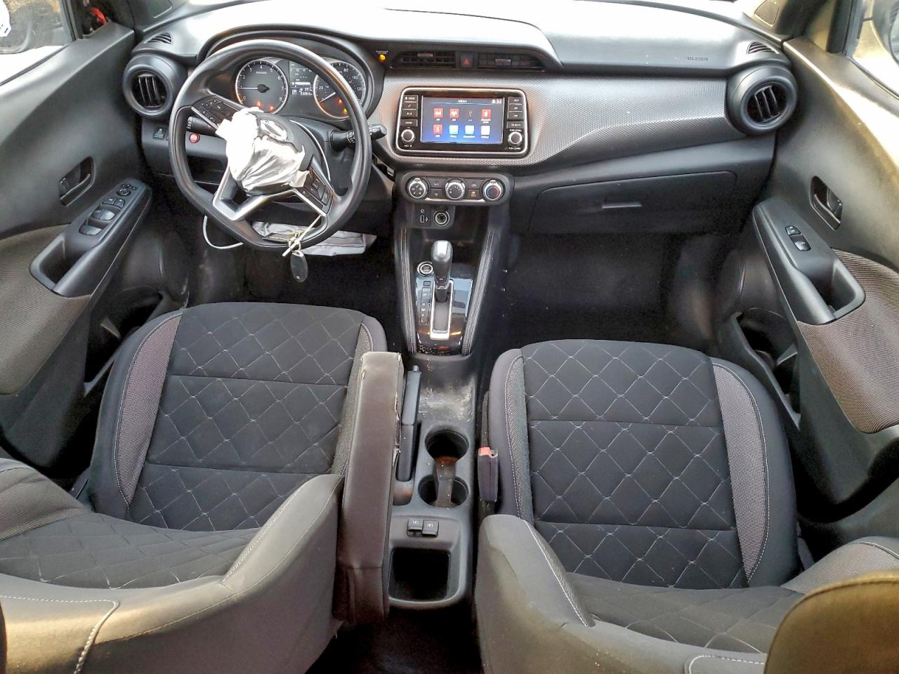 2019 NISSAN KICKS S photo 15