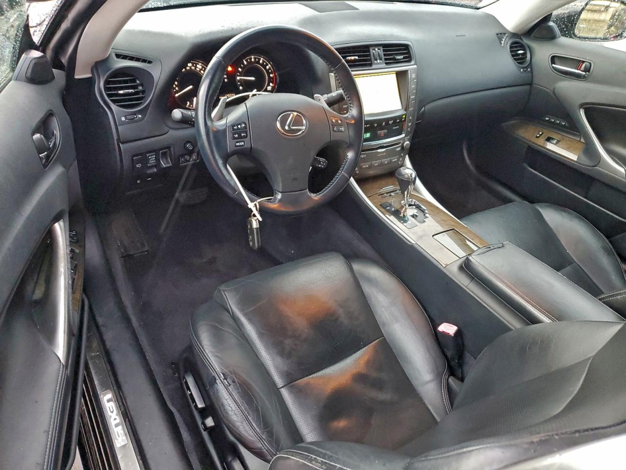 2010 LEXUS IS 250 photo 22