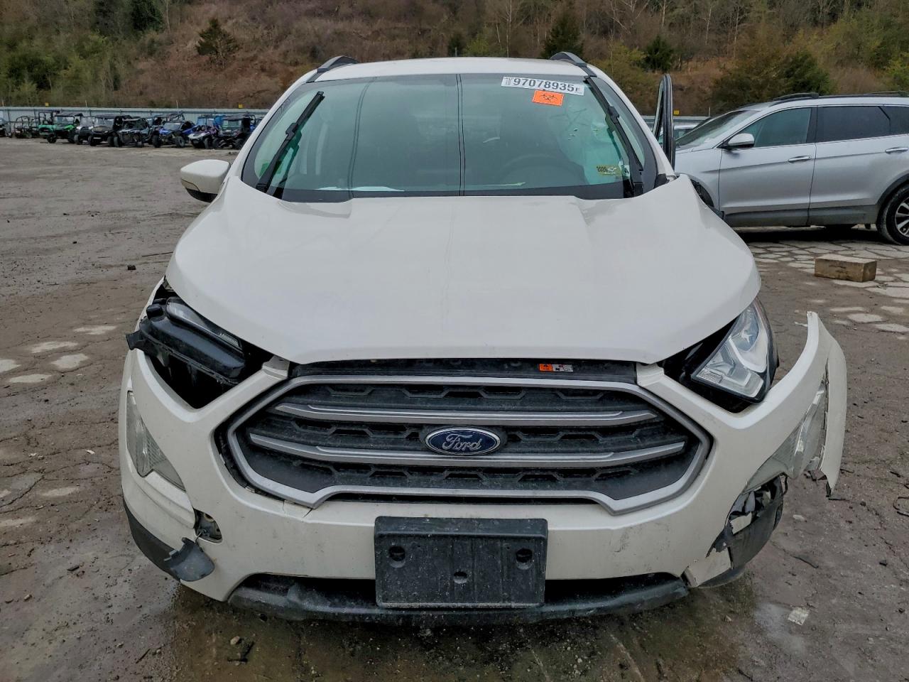 2020 FORD ECOSPORT SE photo 9