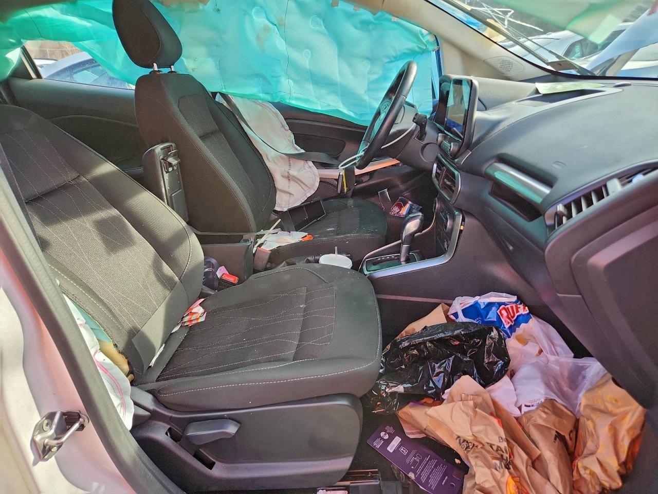 2020 FORD ECOSPORT SE photo 13
