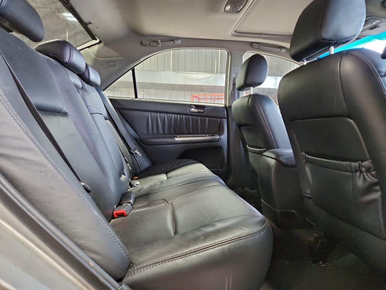 2006 TOYOTA CAMRY SE photo 10
