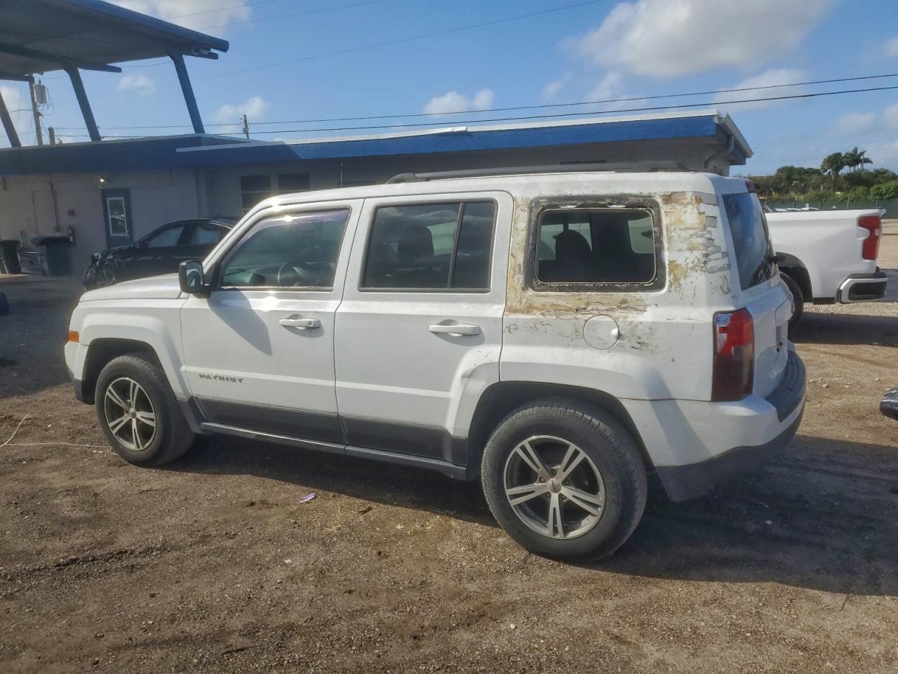 2017 JEEP PATRIOT SPORT photo 2