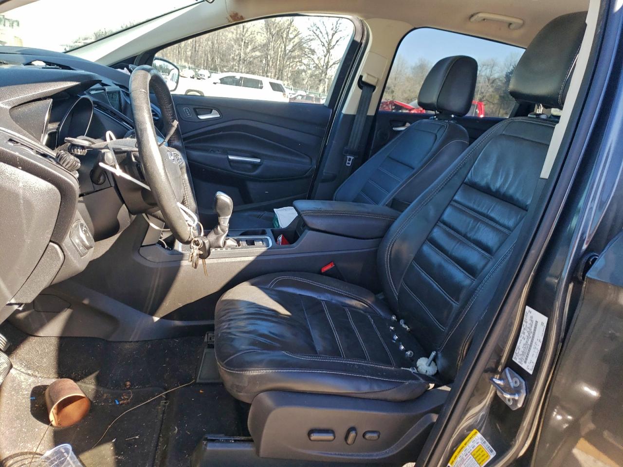 2017 FORD ESCAPE SE photo 13