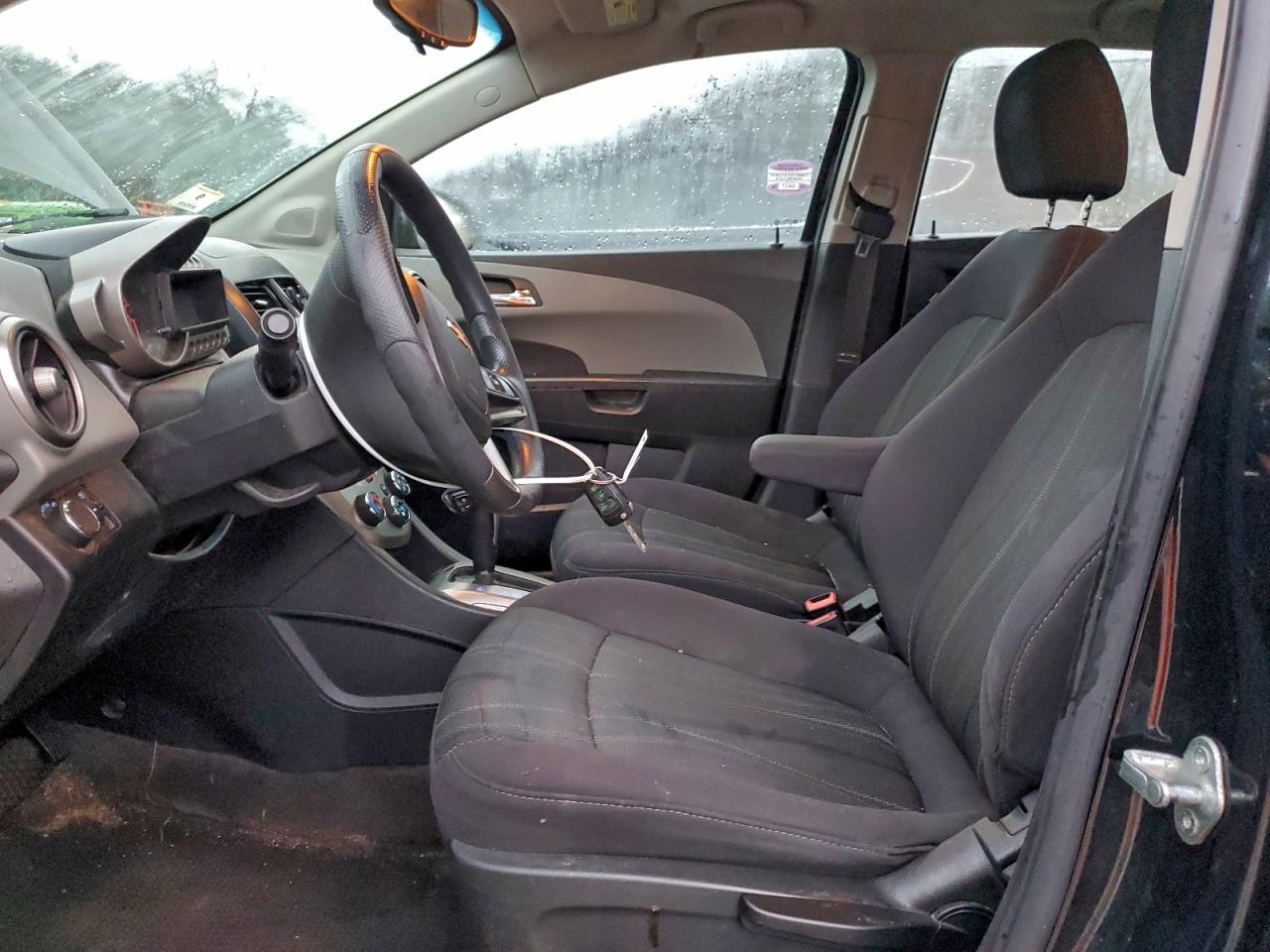2014 CHEVROLET SONIC LT photo 19