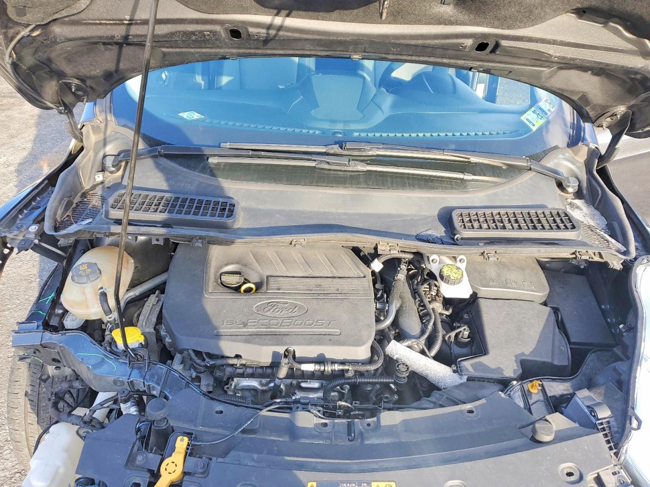 2017 FORD ESCAPE SE photo 34