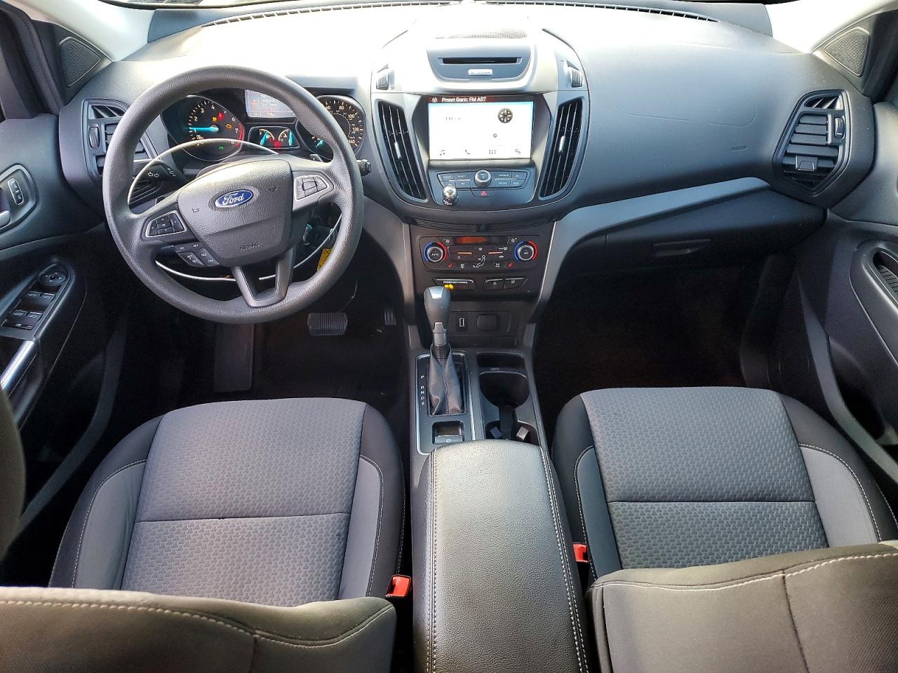 2017 FORD ESCAPE SE photo 22