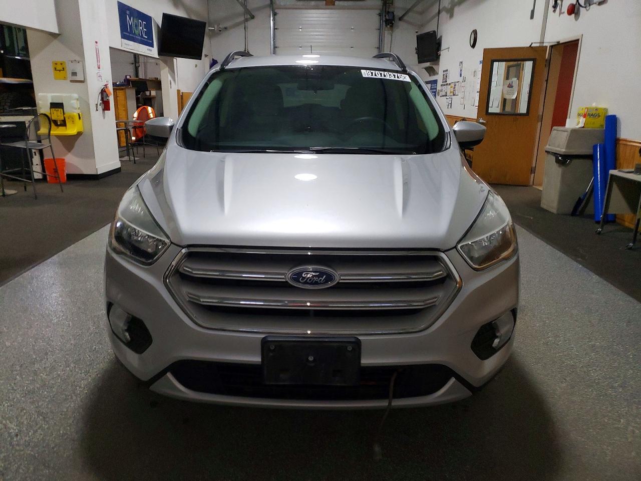 2018 FORD ESCAPE SE photo 5