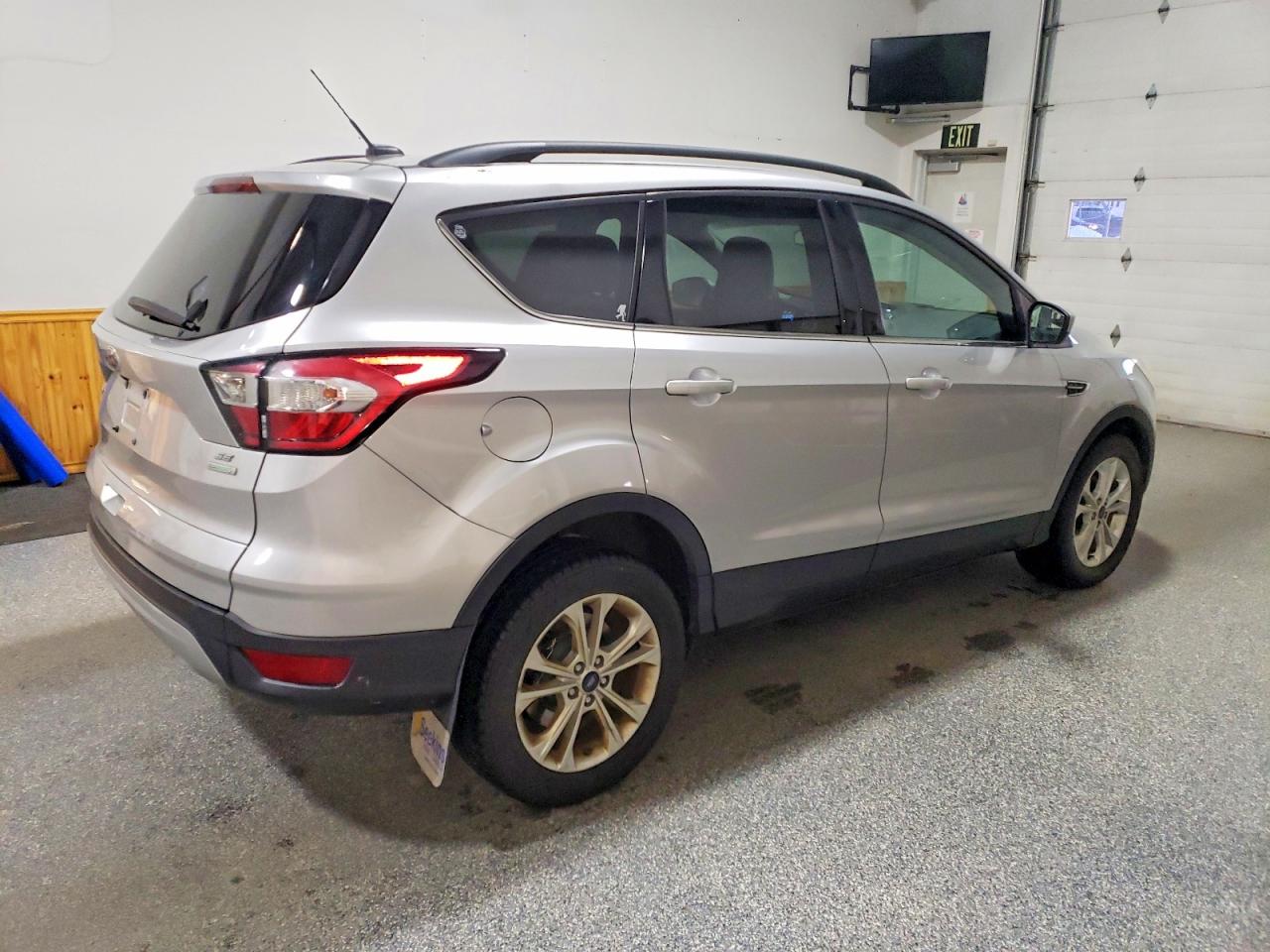 2018 FORD ESCAPE SE photo 3