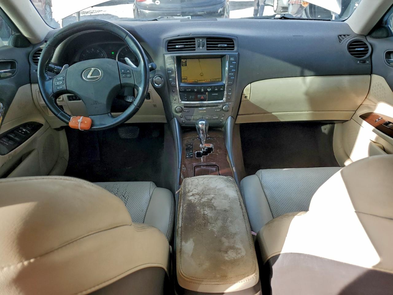 2010 LEXUS IS 250 photo 8