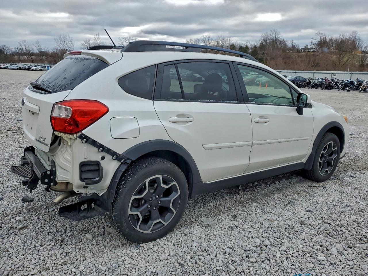 2013 SUBARU XV CROSSTREK 2.0 LIMITED photo 3