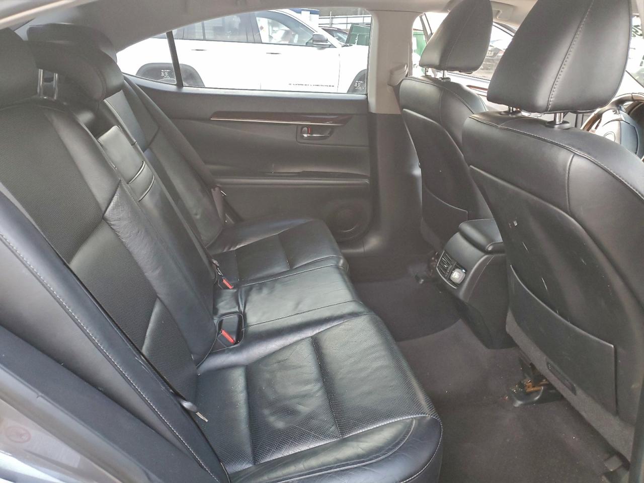 2013 LEXUS ES 350 photo 10