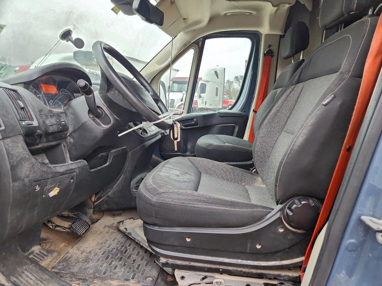 2021 RAM PROMASTER 3500 DELIVERY VAN photo 13