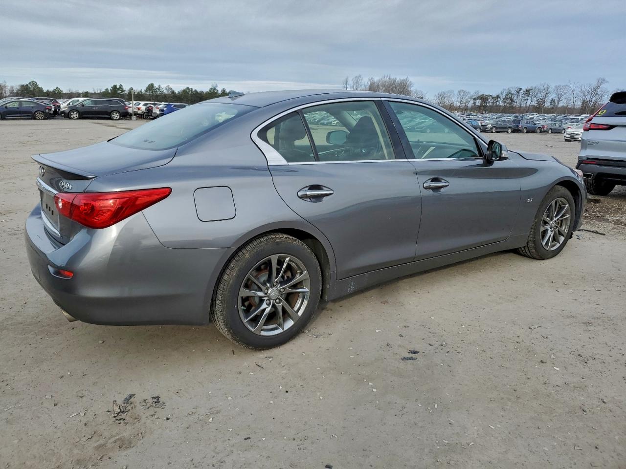 2015 INFINITI Q50 BASE photo 5