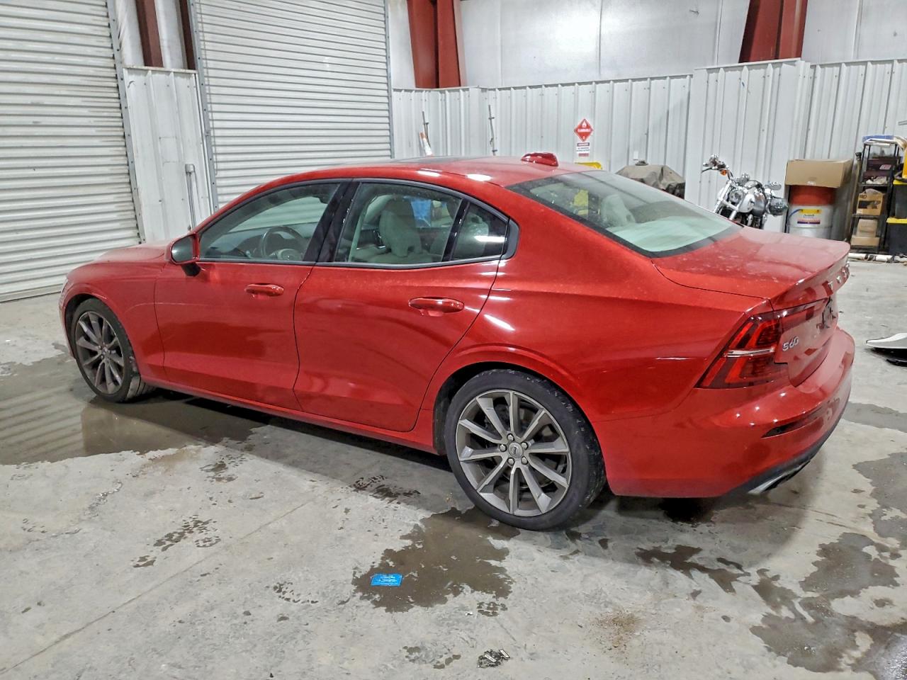 2019 VOLVO S60 T6 MOMENTUM photo 3
