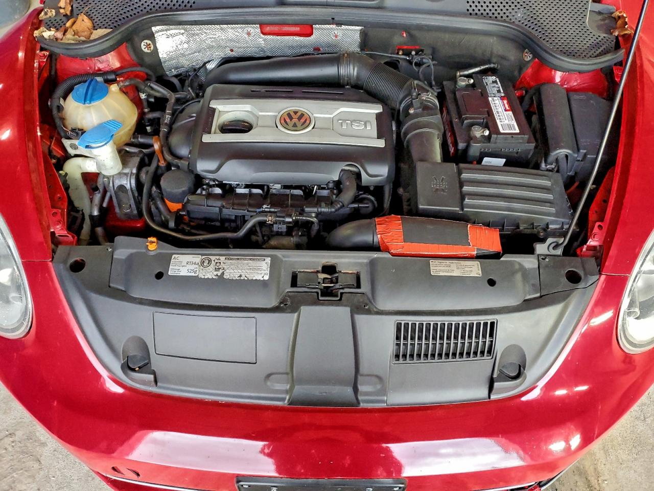 2013 VOLKSWAGEN BEETLE TURBO photo 11