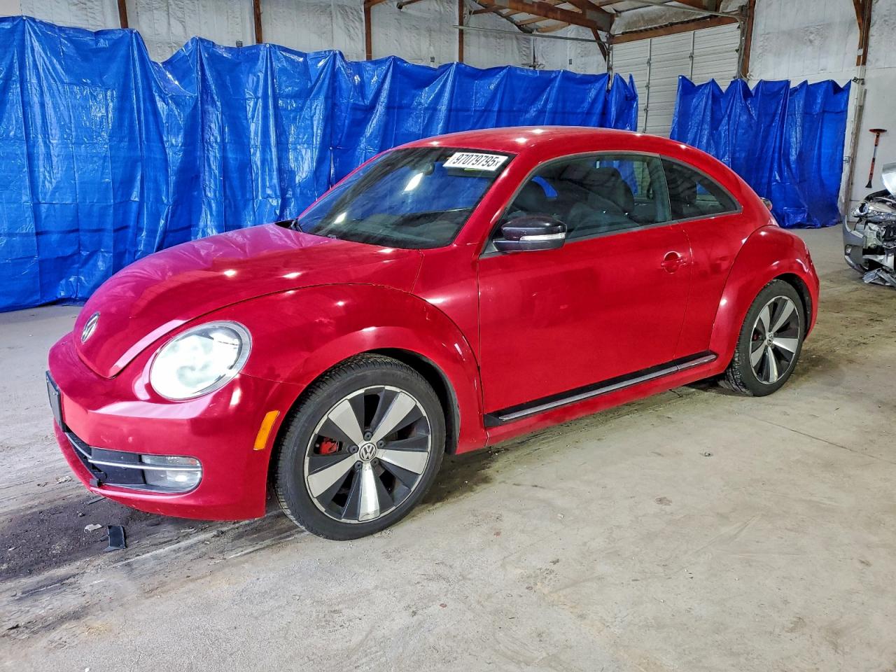 2013 VOLKSWAGEN BEETLE
