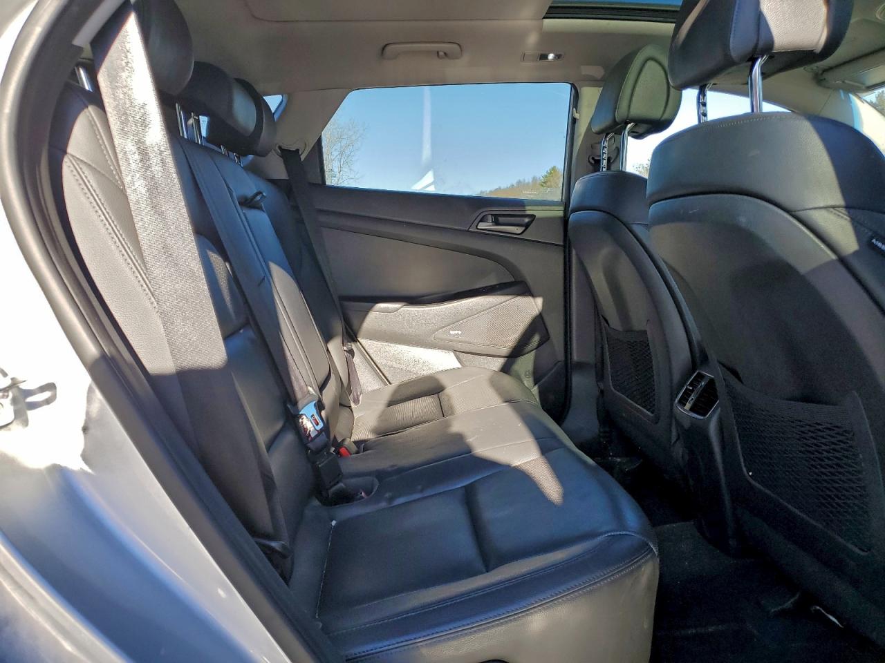 2018 HYUNDAI TUCSON VALUE photo 11