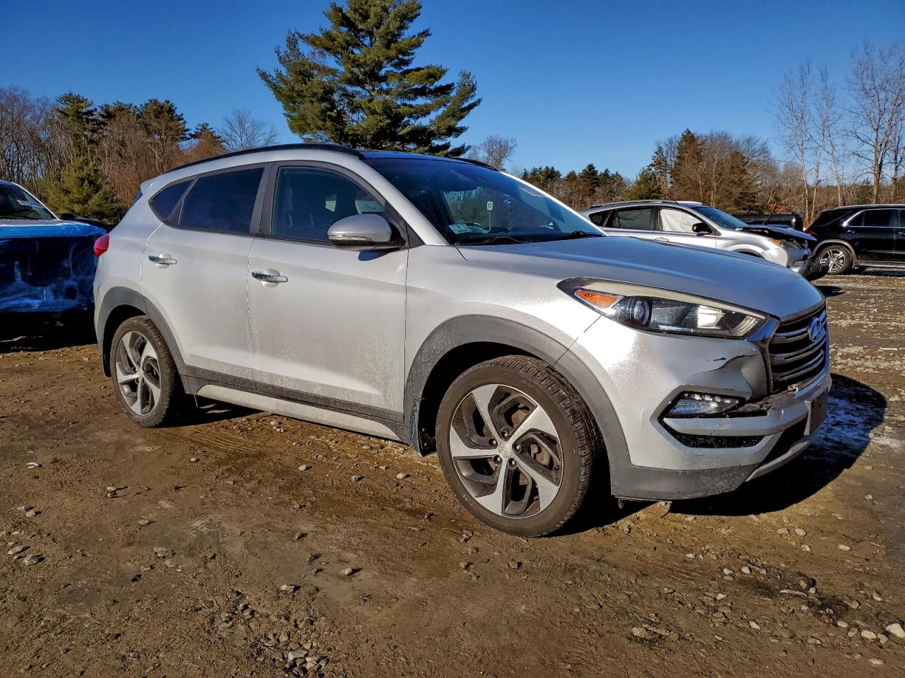 2018 HYUNDAI TUCSON VALUE photo 4