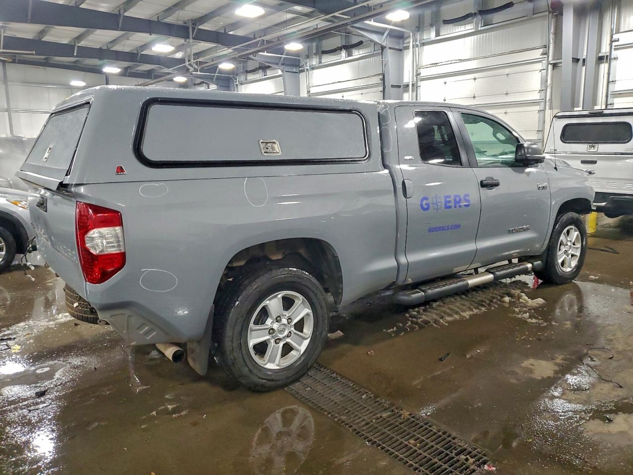 2018 TOYOTA TUNDRA DOUBLE CAB SR photo 3