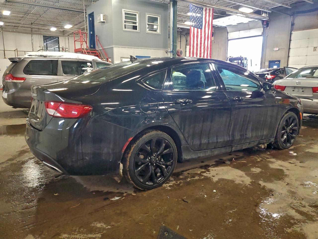 2015 CHRYSLER 200 S photo 3