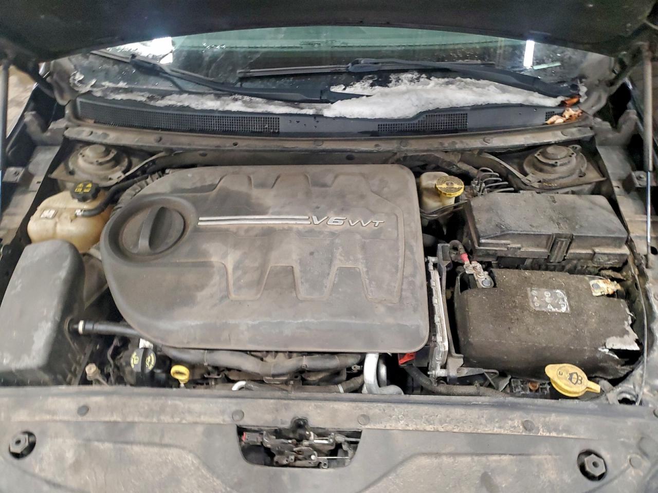 2015 CHRYSLER 200 S photo 11