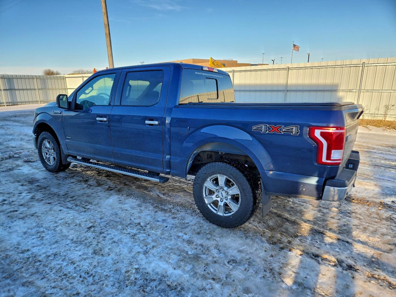 2016 FORD F150 SUPERCREW photo 2