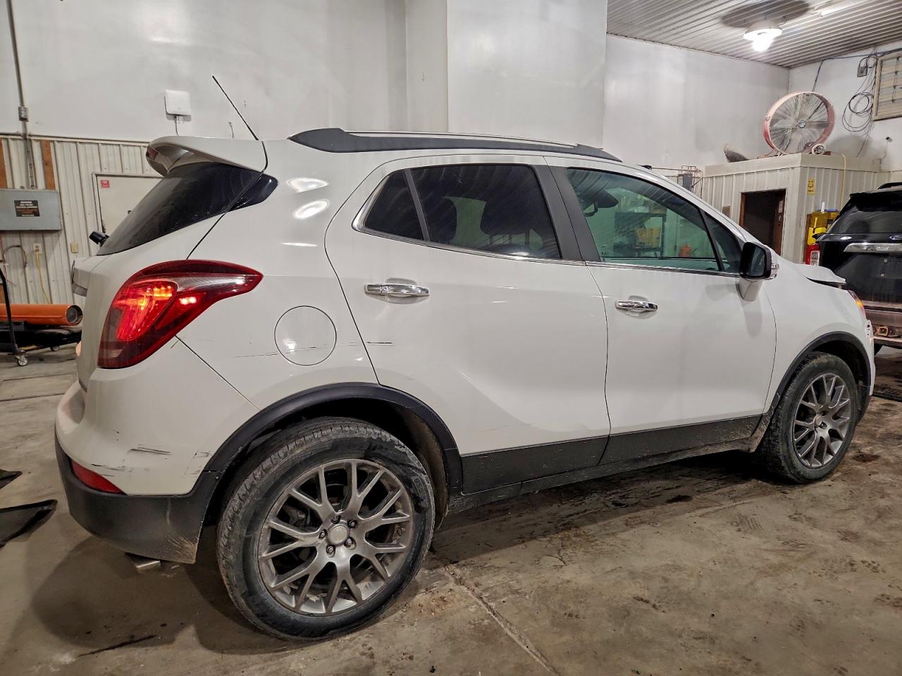2017 BUICK ENCORE SPORT TOURING photo 3