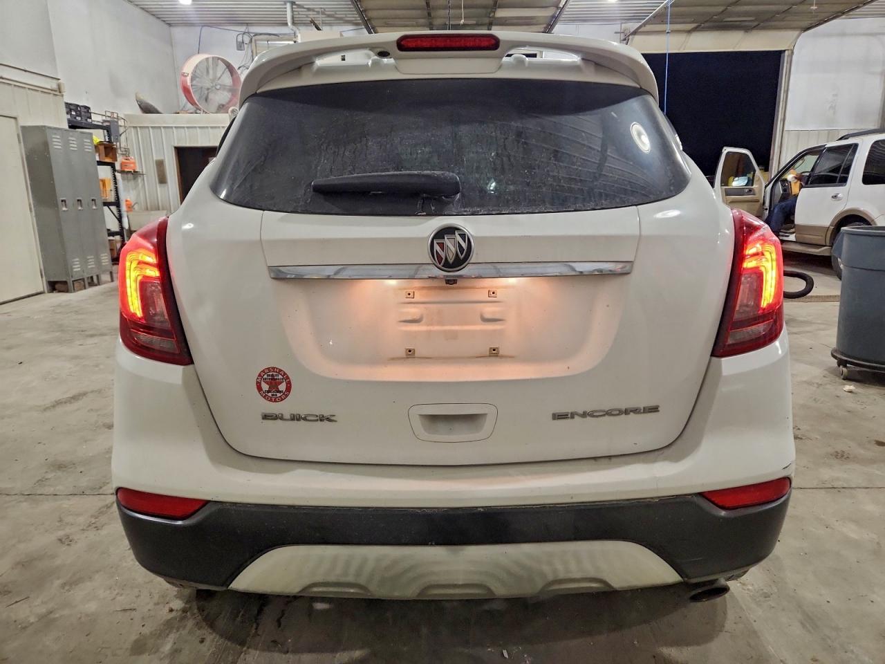 2017 BUICK ENCORE SPORT TOURING photo 6