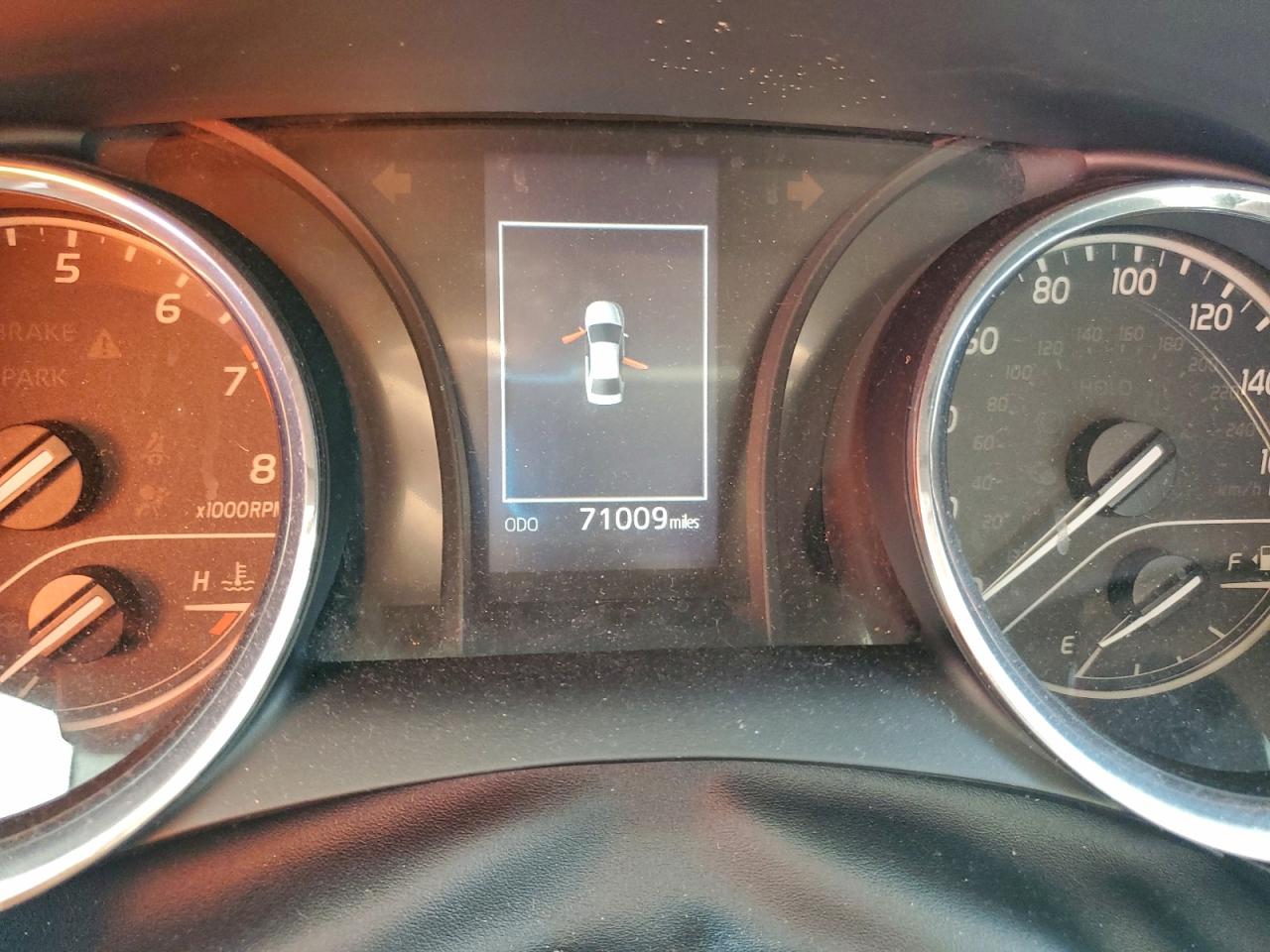 2019 TOYOTA CAMRY L photo 17