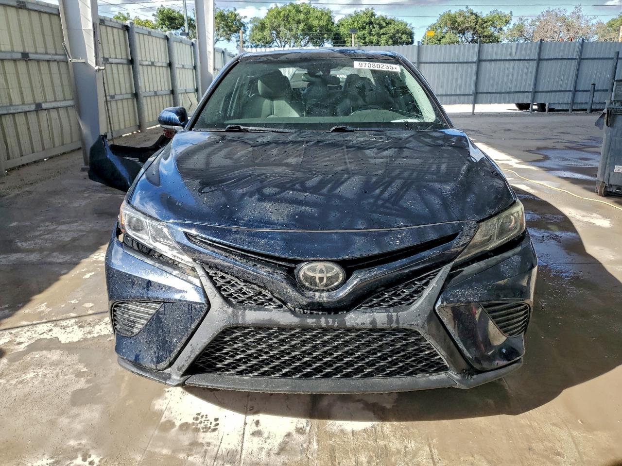 2019 TOYOTA CAMRY L photo 9