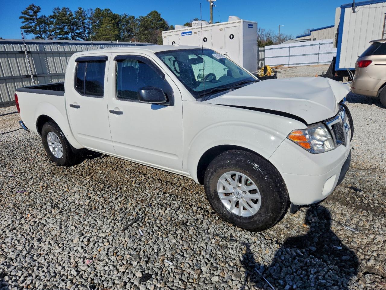2017 NISSAN FRONTIER S photo 4