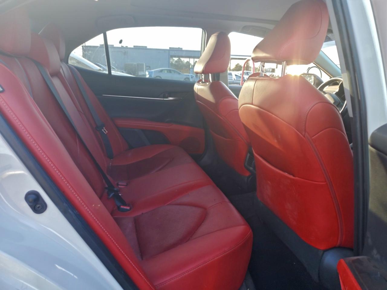 2021 TOYOTA CAMRY XSE photo 10