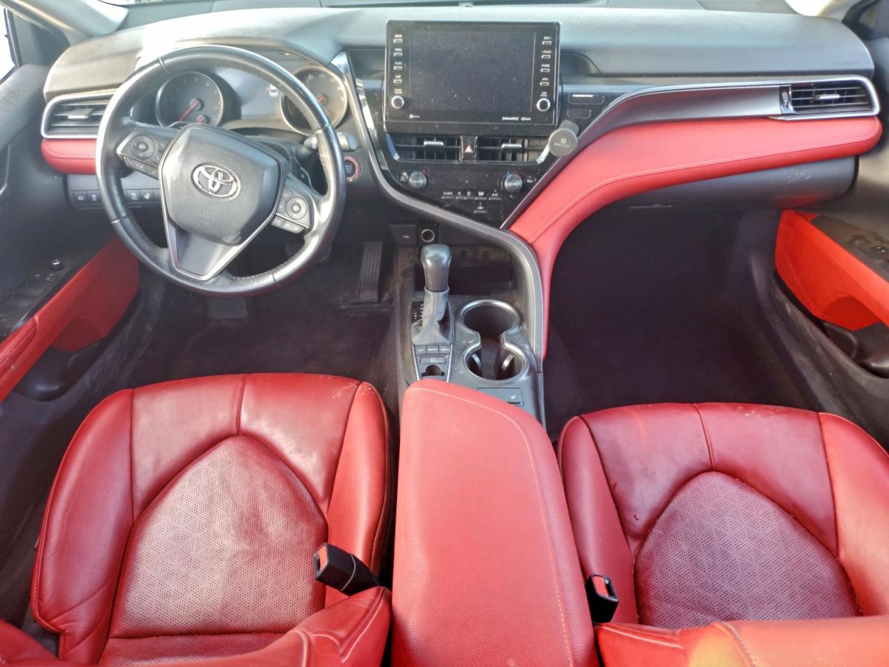 2021 TOYOTA CAMRY XSE photo 8