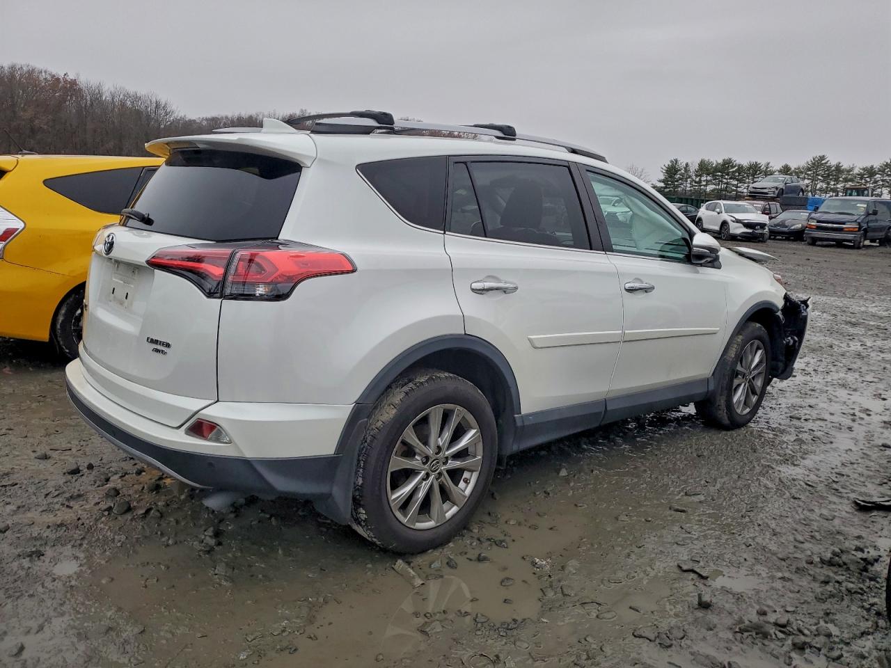 2017 TOYOTA RAV4 LIMITED photo 3