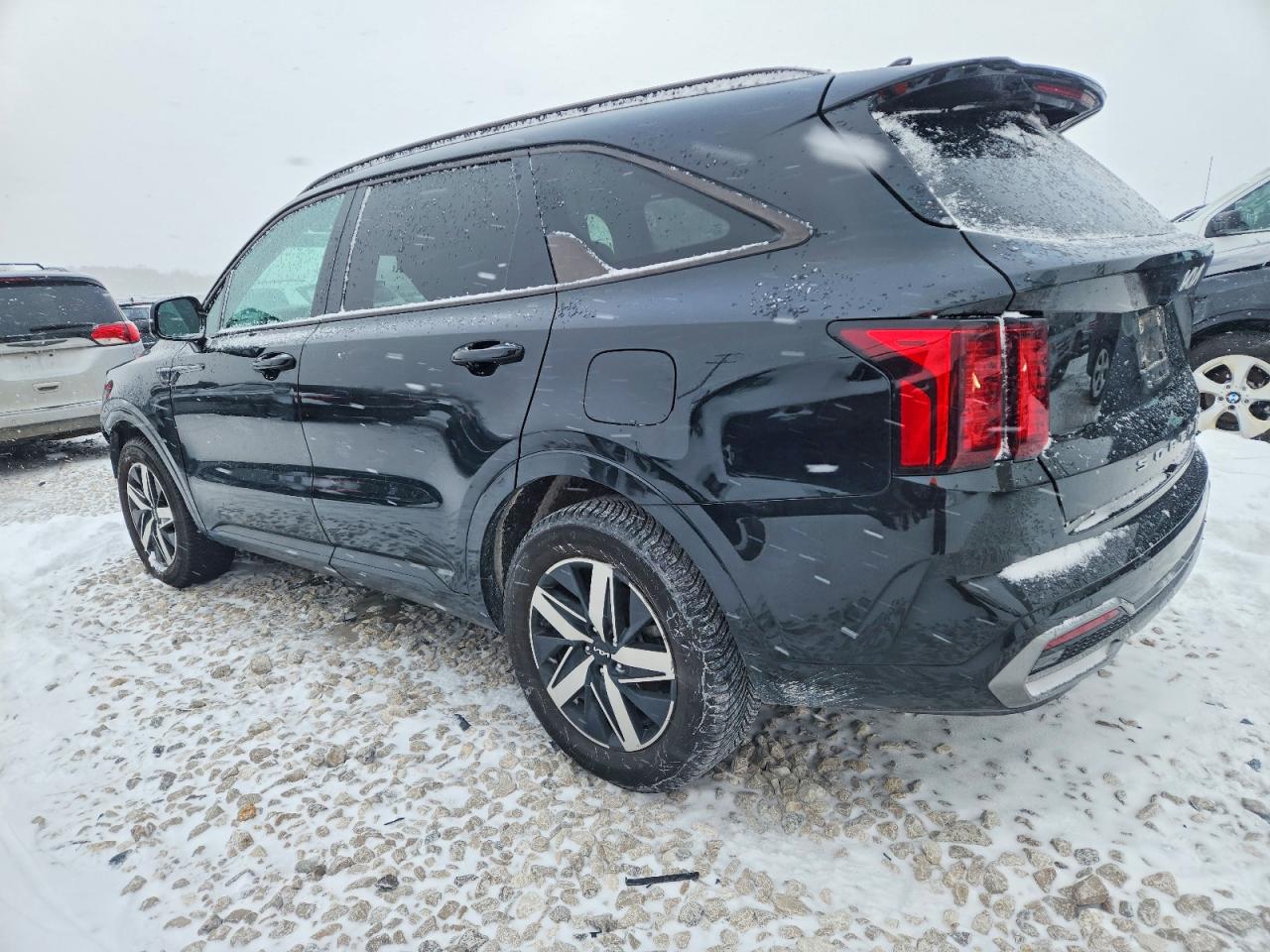 2022 KIA SORENTO EX photo 3