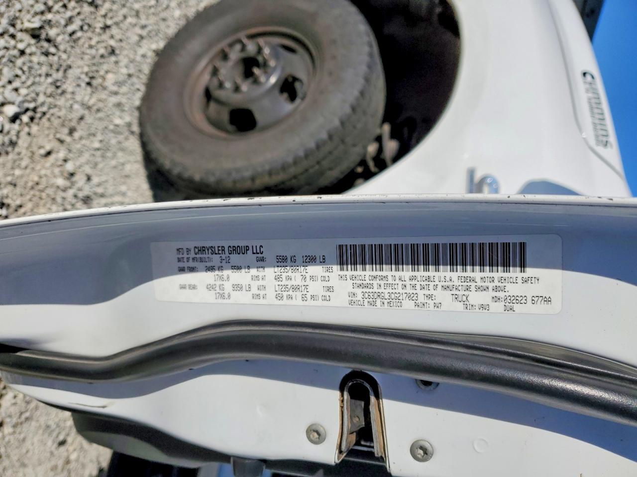 2012 DODGE RAM 3500 ST photo 23