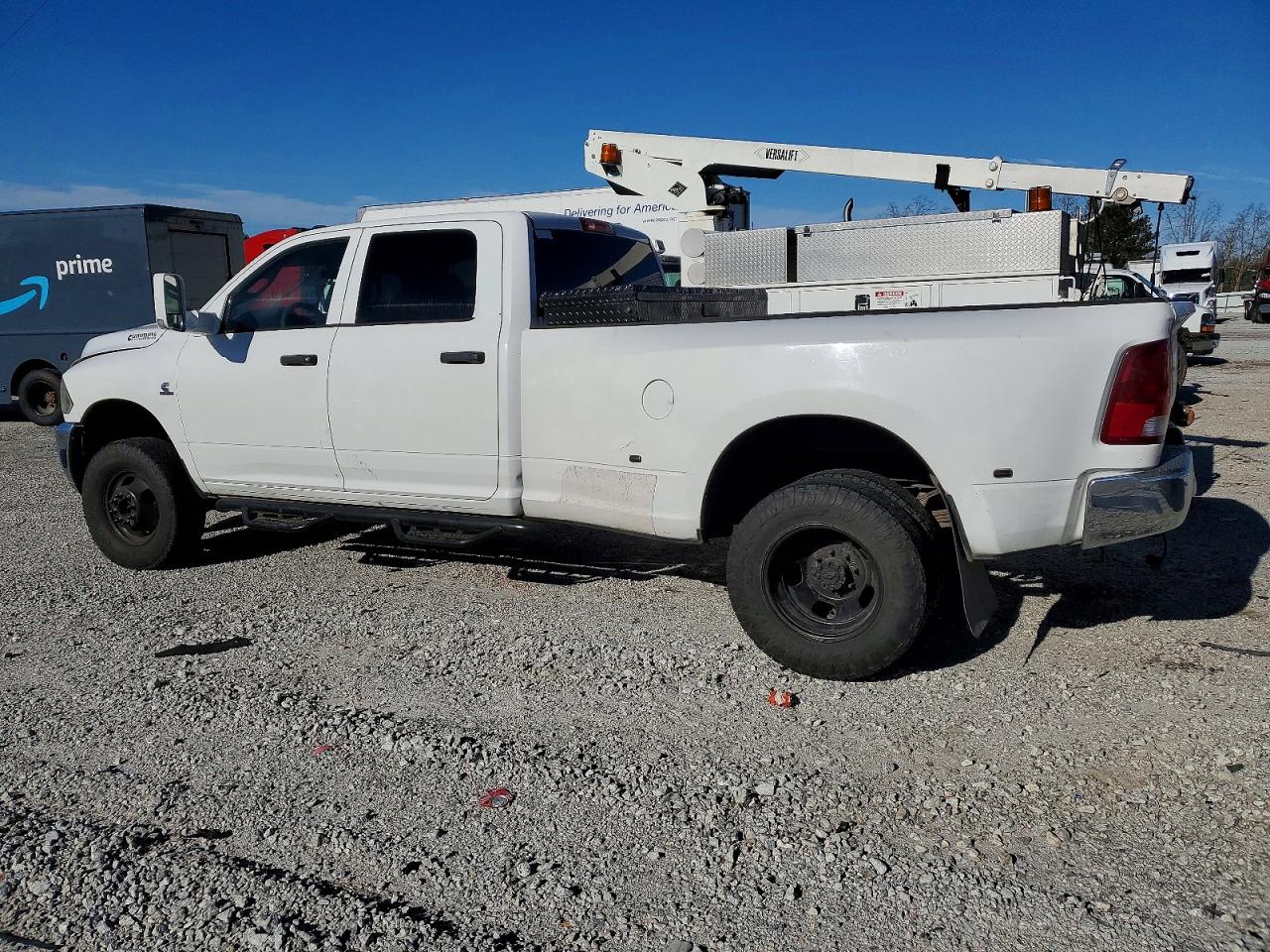 2012 DODGE RAM 3500 ST photo 3